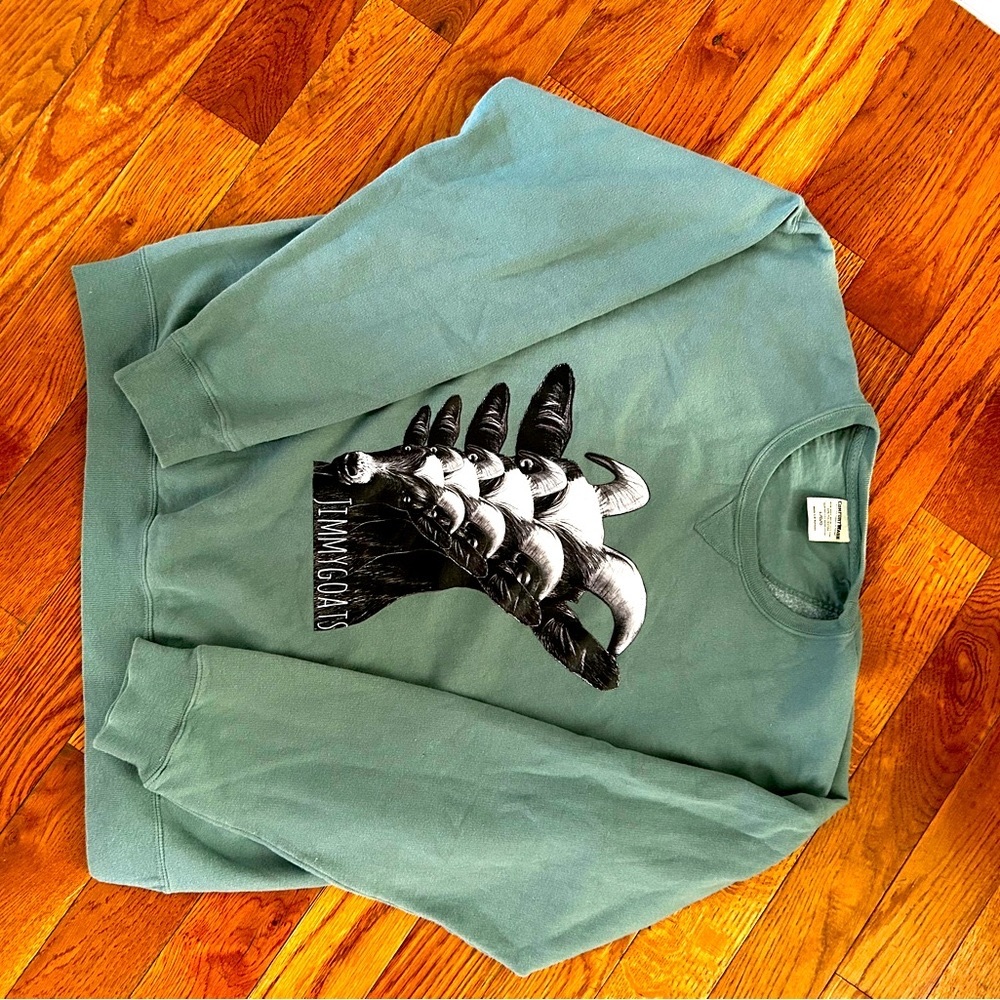 Men’s Large GOATS Sweatshirt/hoody